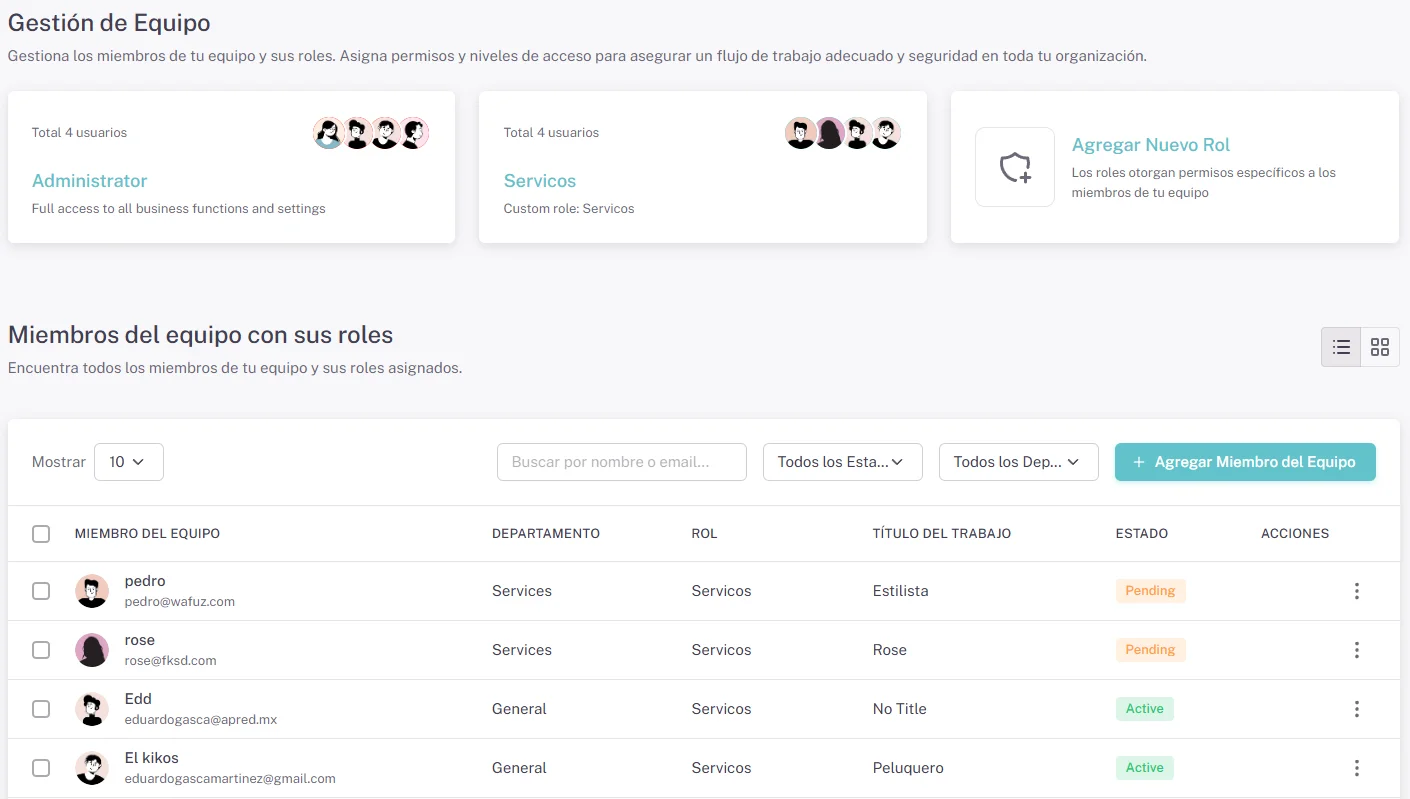 Panel de Empleados en Wafuz con lista de miembros del equipo, sus roles y su estado (activo/inactivo).